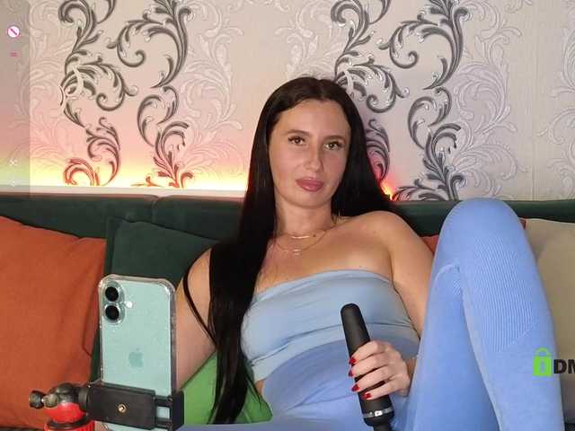 Baaayyyy — live female cam