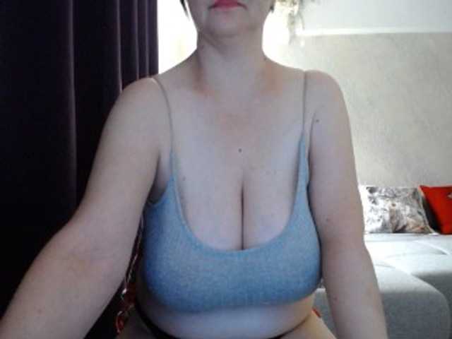 mary-x live cam on BongaCams