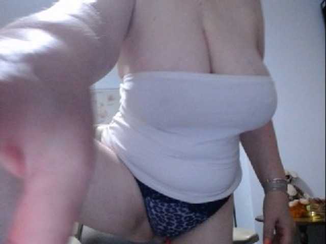 mary-x live webcam show