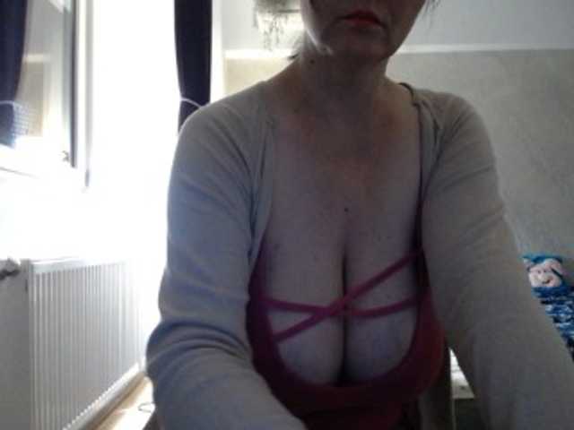 mary-x