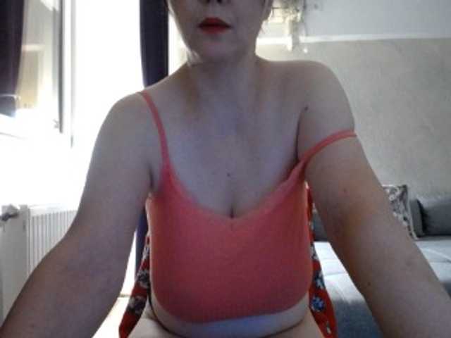 mary-x live cam on BongaCams