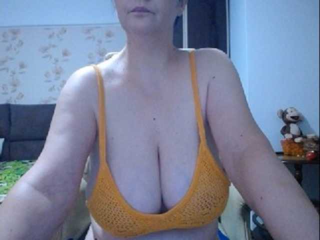 mary-x live sex