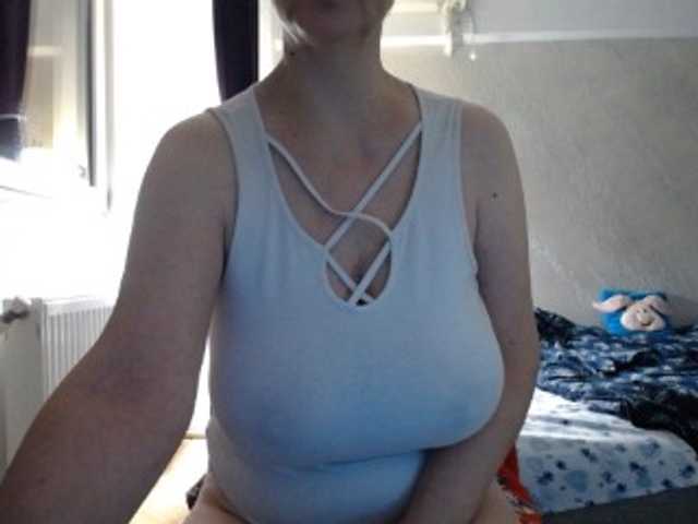 mary-x