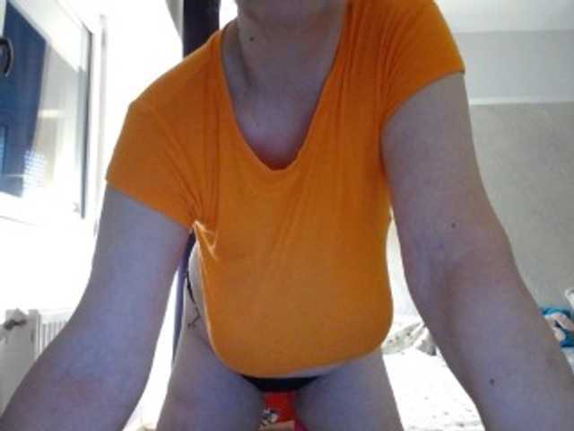 mary-x live cam on BongaCams