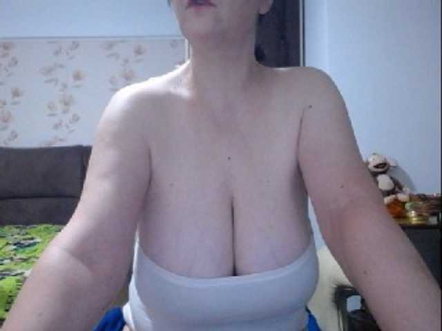 mary-x live webcam show
