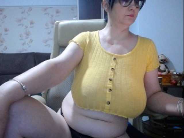 mary-x live cam on BongaCams