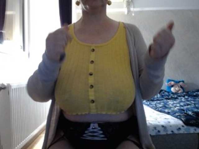 mary-x live cam on BongaCams