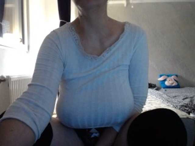 mary-x live cam on BongaCams