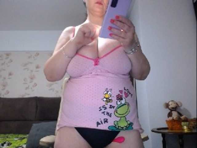 mary-x live webcam show