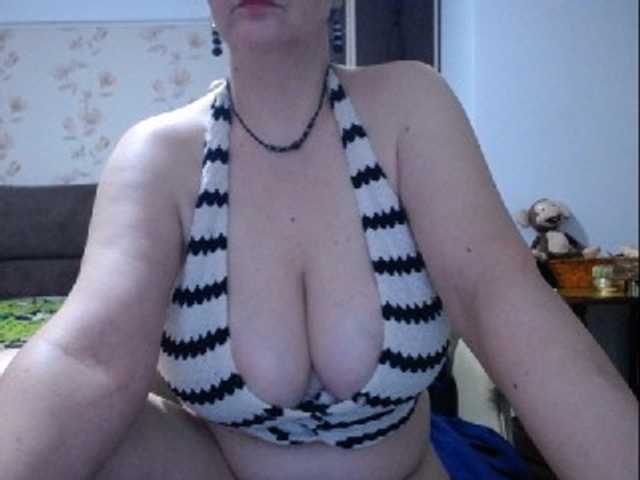 mary-x live cam on BongaCams