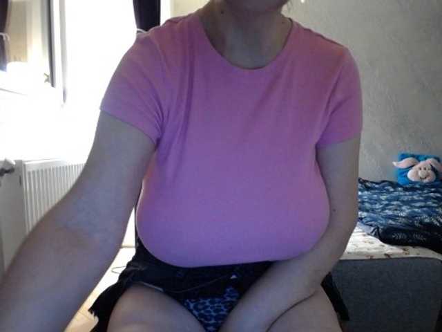 mary-x live cam on BongaCams