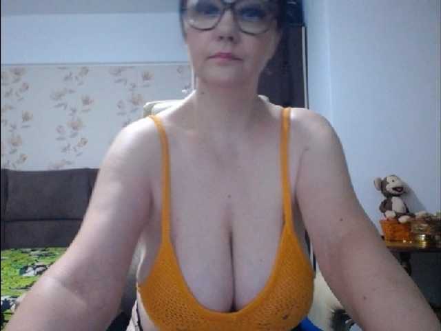 mary-x live cam on BongaCams
