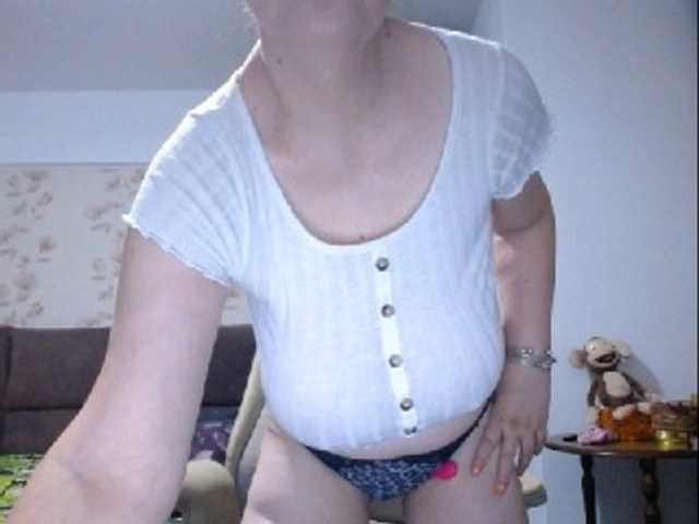 mary-x live cam on BongaCams