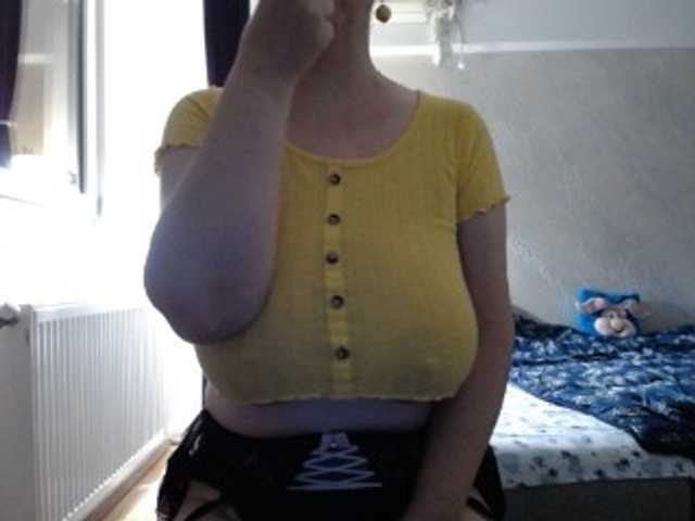 mary-x live cam on BongaCams