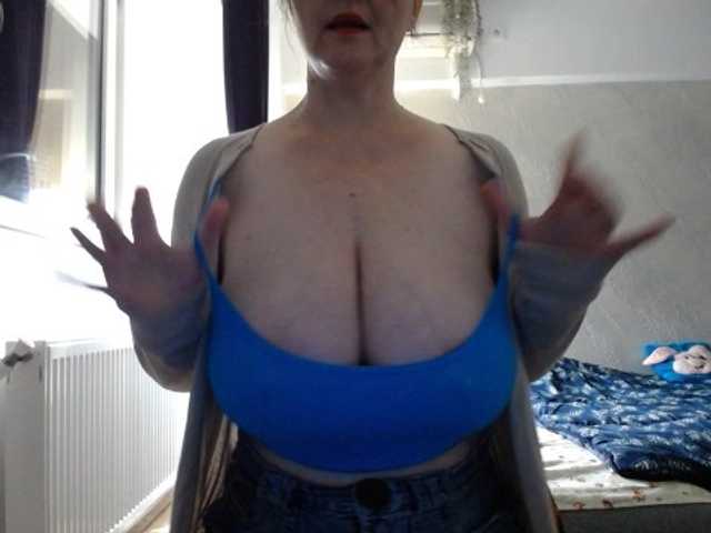 mary-x