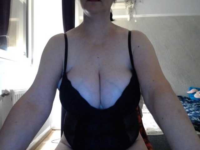 mary-x live cam on BongaCams