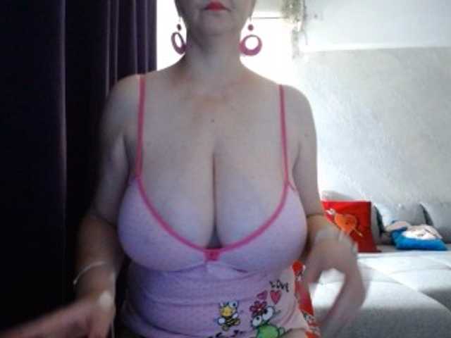 mary-x live cam on BongaCams