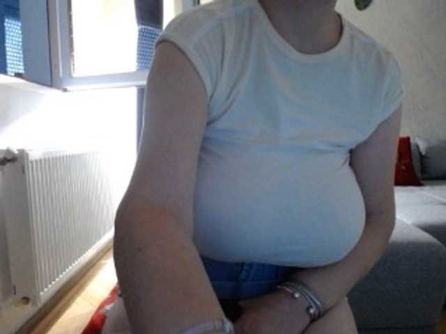 mary-x live cam on BongaCams