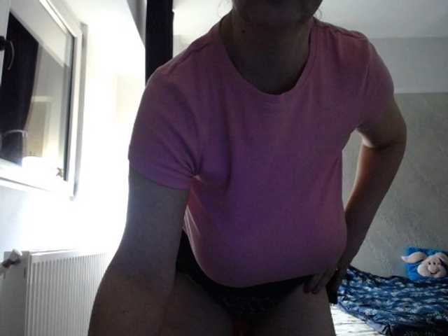 mary-x live cam on BongaCams