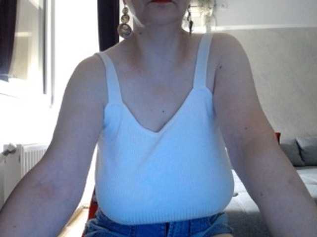 mary-x live cam on BongaCams