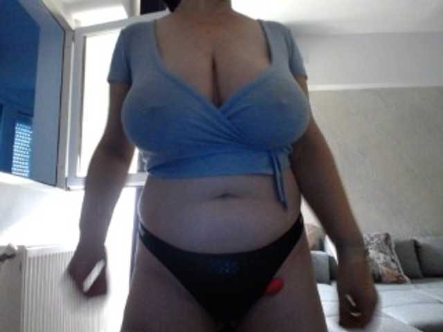 mary-x live cam on BongaCams