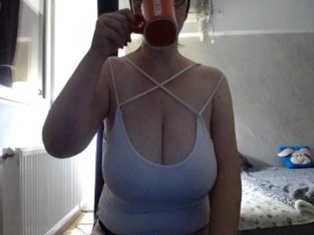 mary-x live cam on BongaCams