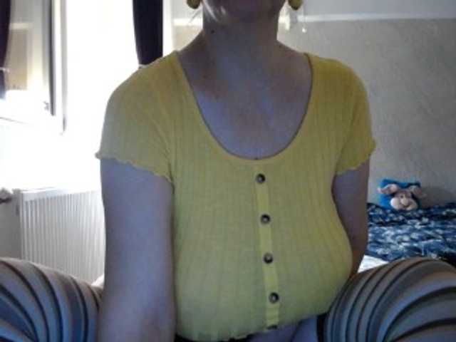 mary-x live cam on BongaCams
