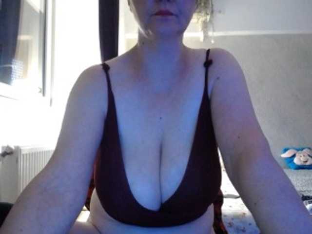 mary-x