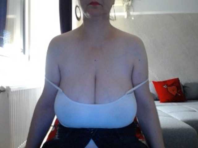 mary-x