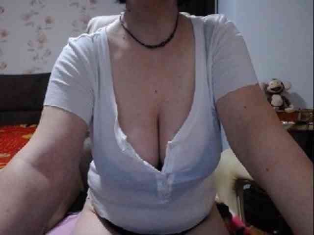mary-x webcam