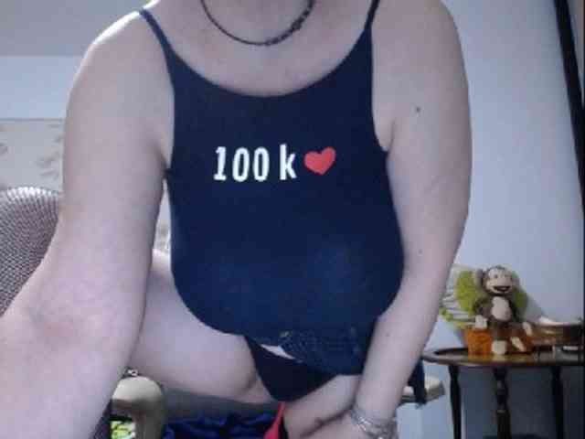 mary-x webcam