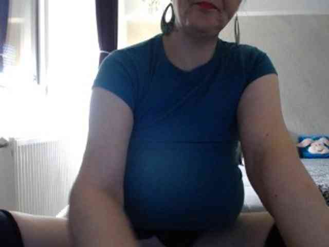 mary-x webcam