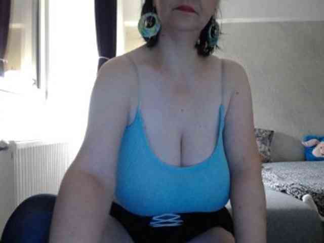 mary-x webcam