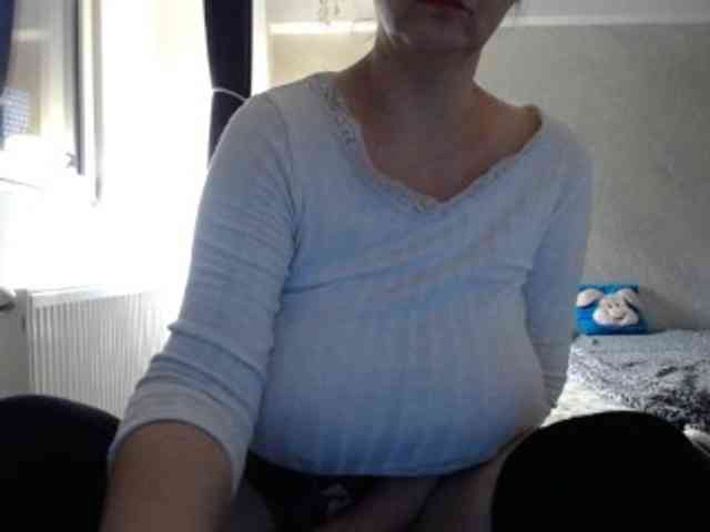 mary-x webcam