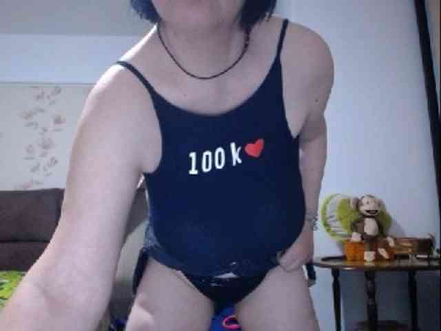 mary-x webcam