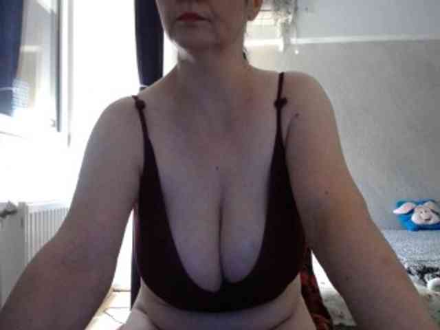 mary-x webcam