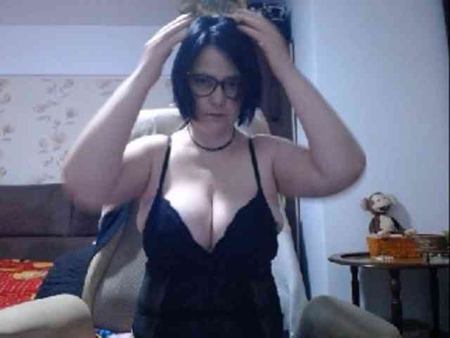 mary-x webcam