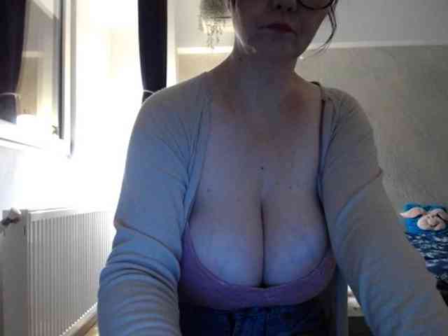 mary-x webcam