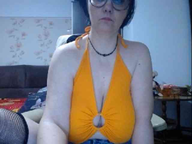 mary-x webcam