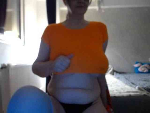 mary-x webcam