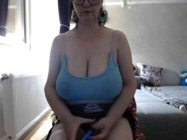 mary-x webcam