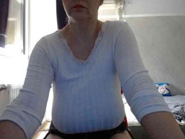 mary-x webcam