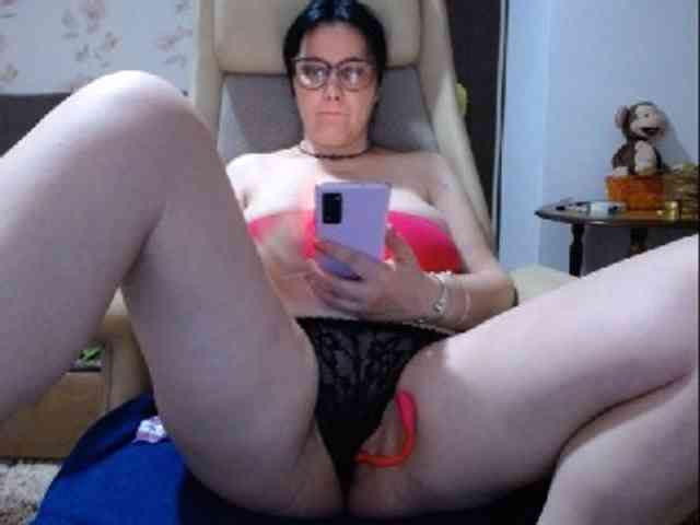 mary-x webcam