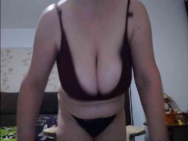 mary-x webcam