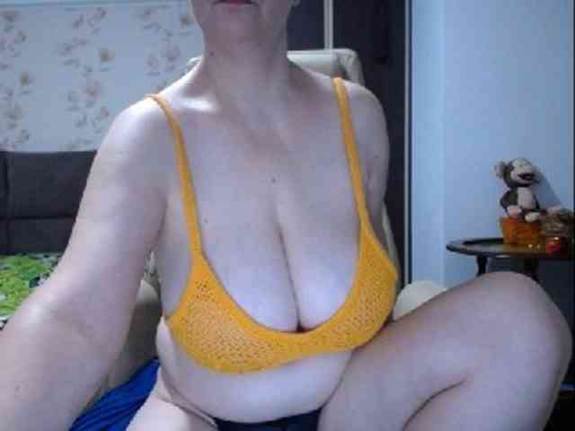 mary-x webcam