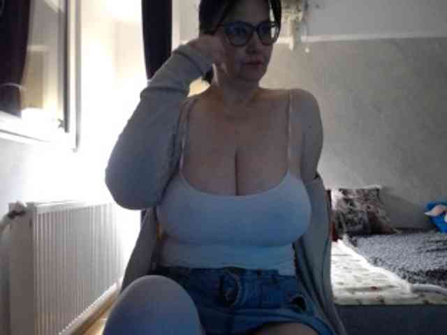 mary-x webcam