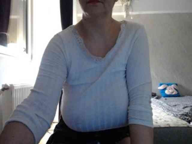 mary-x webcam