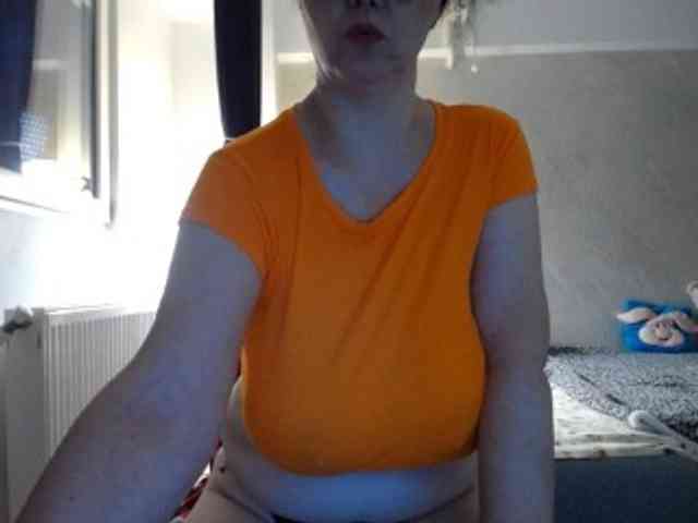 mary-x webcam