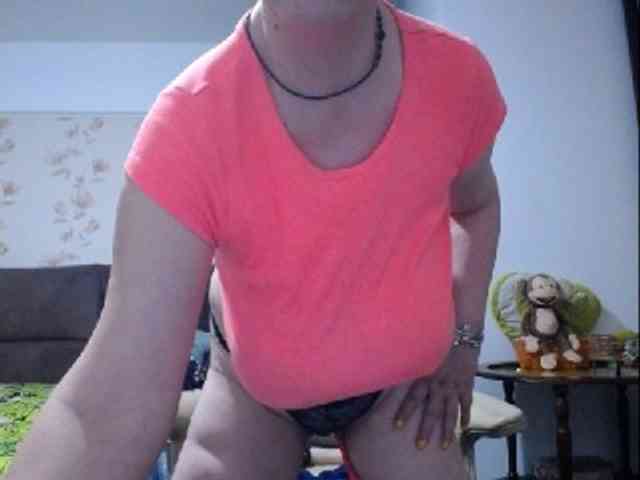 mary-x webcam