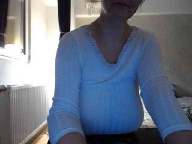 mary-x webcam